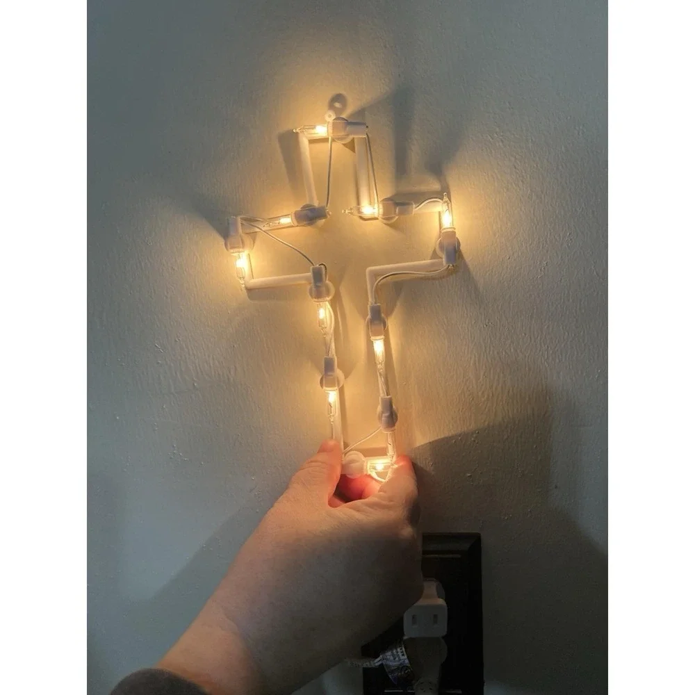 Lighted Wall Cross Plug-In Night Light White Plastic Mini Bulbs Tested Working